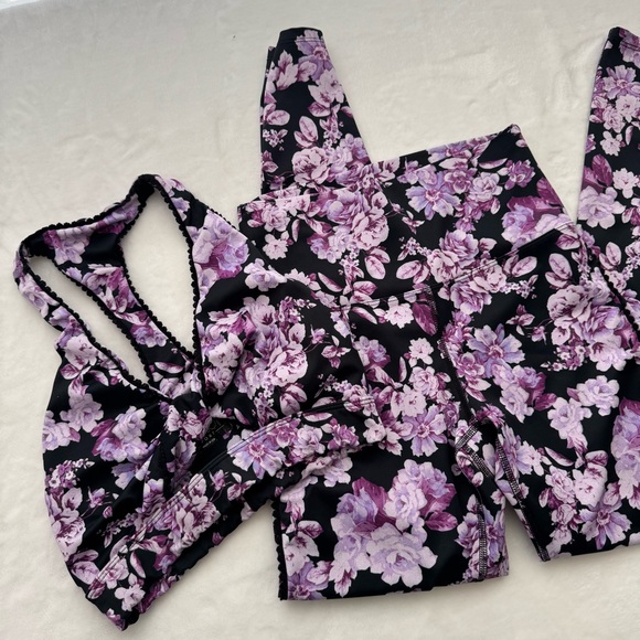 Beach Riot Kat & Twist Fairy Floral Sports Bra and Leggings Matching Set Small - Picture 7 of 14